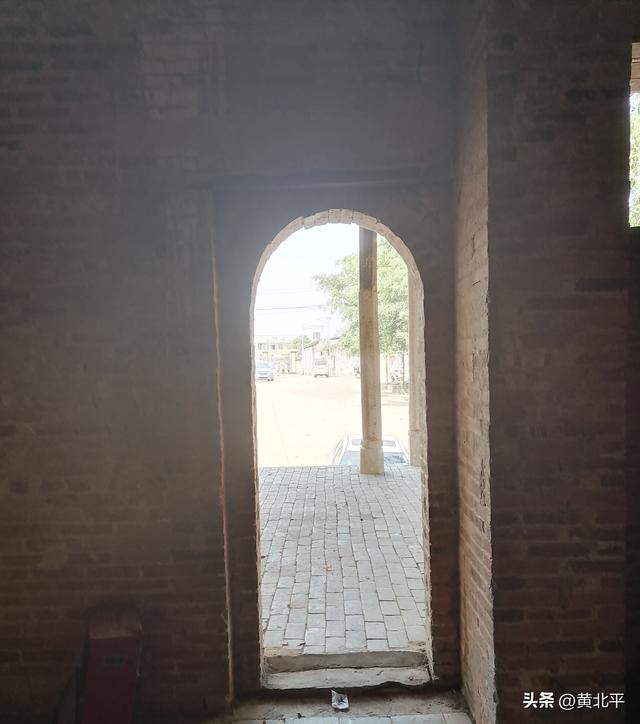 广西南宁市武鸣区有座200年历史的古戏台，至今保留完好值得一看