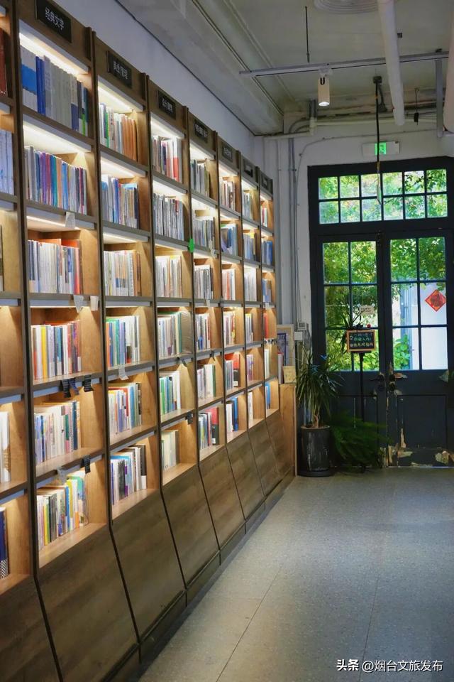 【乐游烟台】烟台这几家“不正经书店”火了！读书还能这样？