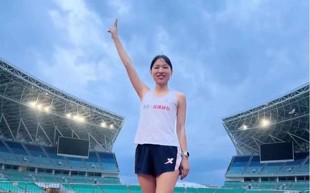 日本媒体公开锐评最快女护士离职风波	，言辞犀利，句句直戳她心窝