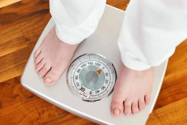 糖尿病重不重，看胳膊就知道？医生：胳膊出现这6变化，或是预兆