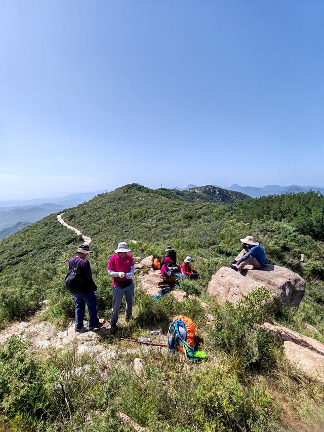 探秘西北梁：一场藏在封龙山余脉里的秋日驴行