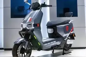 2025年买电动车，这4种“伪高端”配置不要选，都是妥妥的智商税图片