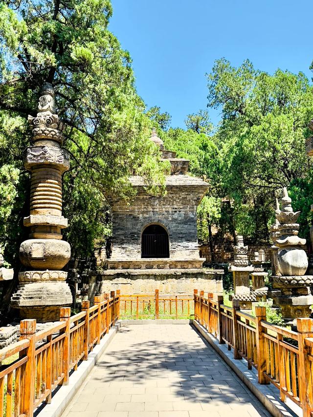 好寺灵岩(济南长清区灵岩寺)