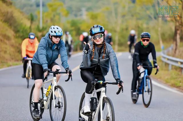 风驰竹海，骑友盛赞！在运动与美景的交融中收获双重满足
