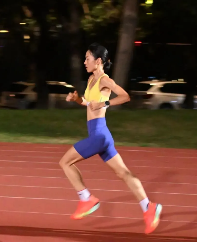 赢了面子丢了里子！小心机暴露的“最快女护士”，终为荒唐买了单