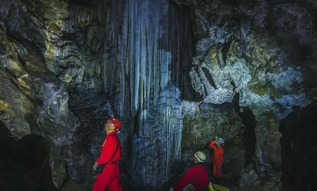 27岁男子秦岭徒步失联，母亲出面不让救，搜救员找到人后愣在原地