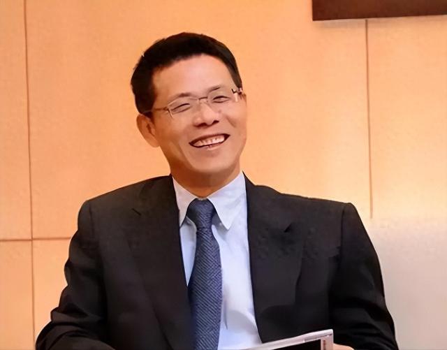 美国发出全球通缉令，逮捕中国芯片科学家陈正坤，现在怎么样了？