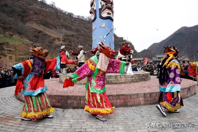 正月十五的白马山寨