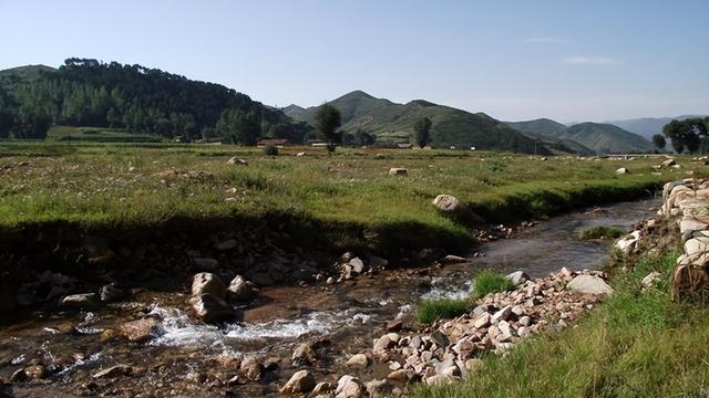 《李銮宣传记》38 桑梓情深留遗存