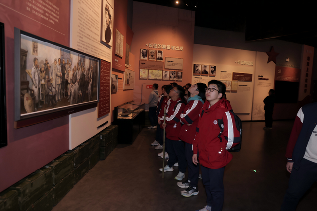 秋日研学行｜天台山徒步 + 红色传承，少年们的成长之旅！