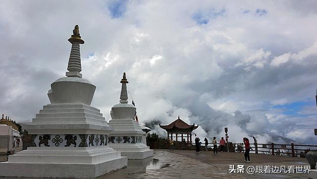 《八进西藏》）（二）雾浓顶与飞来寺：两处观景台，两种雪山浪漫