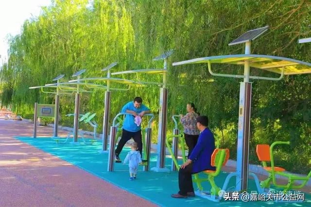 嘉峪关南湖文化生态园免费停车场收获如潮好评