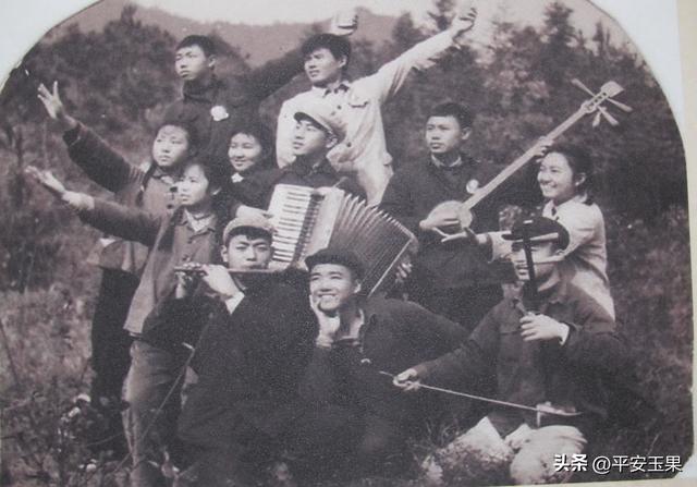 东方红，我拿什么来爱你（下）东方红小镇的“魅力”