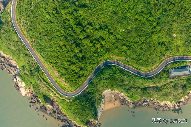 跟着浙BA游嵊泗丨嵊泗首条环岛旅游公路观光巴士专线今日上线！