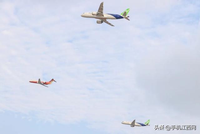 今天，就在南昌上空！太震撼了！