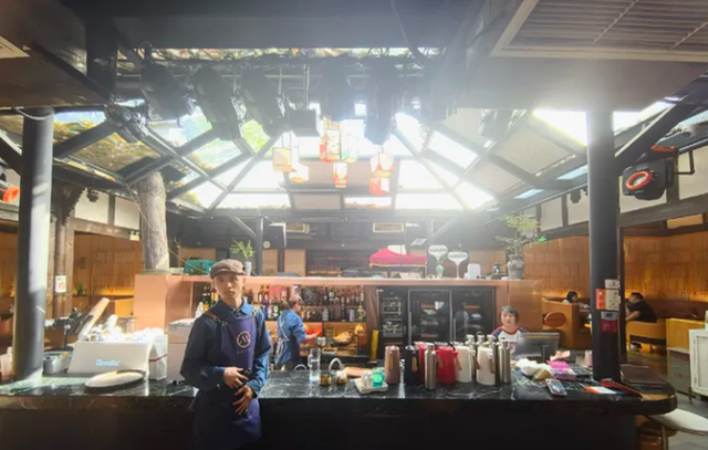 宽窄巷子里，藏着蜀地的自信与闲适