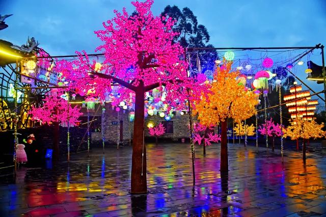 桂林：首届非遗千灯游园，光影艺术璀璨盛宴！