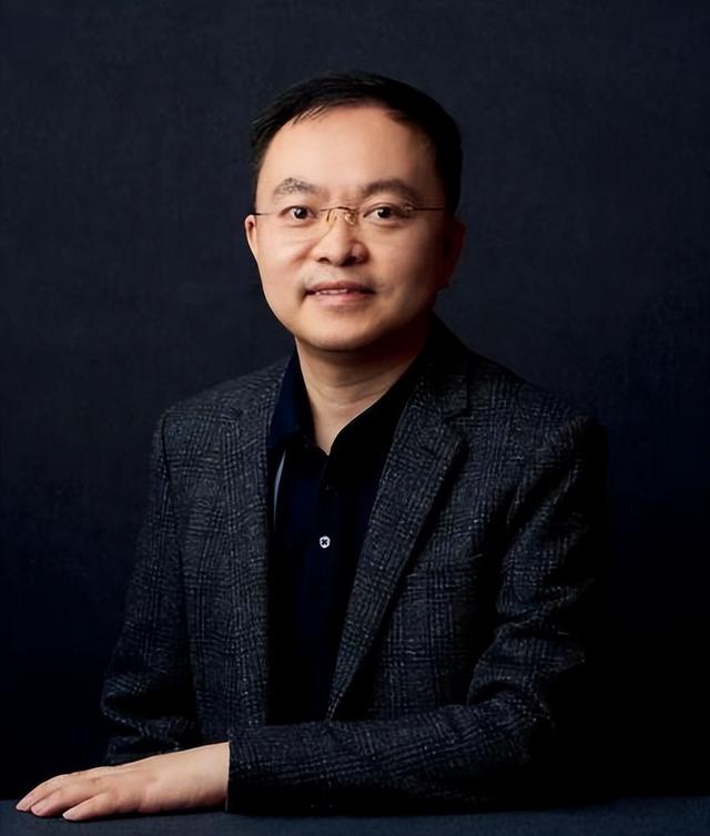 世道不公，蔡磊妻不再隐瞒，自曝真实处境，6岁儿子成“牺牲品”