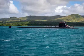 不许中国改变现状？美新锐核潜艇增援亚太，解放军亮出运8反潜机图片