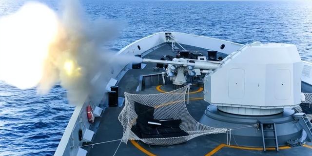 太阳打西边出来了？特朗普和防长一致同意，中美关系从未如此良好