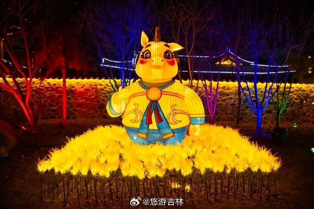 延边冰雪奇境！朝鲜族民俗园光影跨年夜，邀你共赏万灯烟花