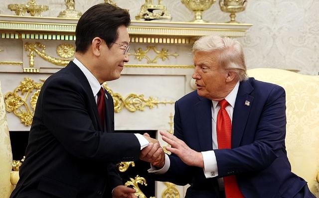 “加税潮”卷土重来？特朗普：除非中国答应美国一个条件，否则对华关税或提高到200%”；美决定对印加税50%