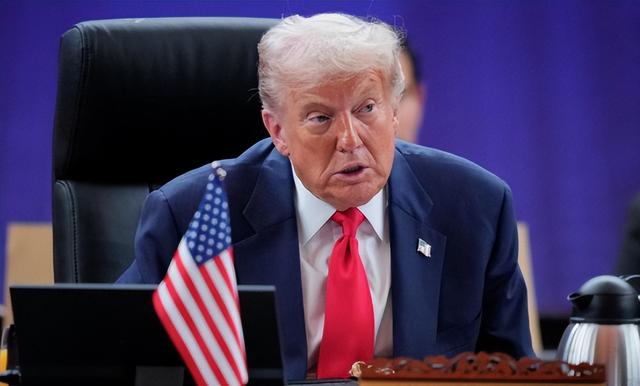 “和平统一”4字不再出现？台湾岛内马上预感到，统一进入倒计时