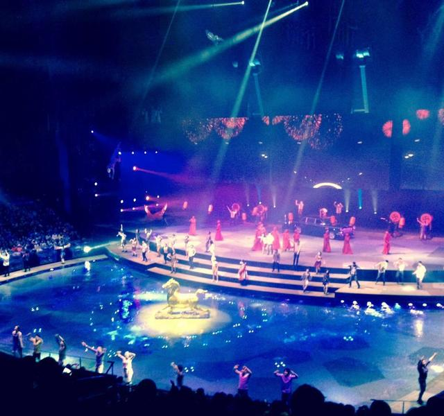 女歌手遭座椅架挤压身亡，抢救10小时无效，同类悲剧已发生多次！