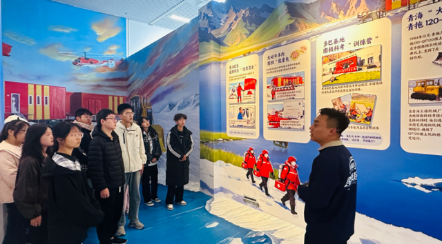 青海首个南极主题沉浸式体验展在青海大剧院展出