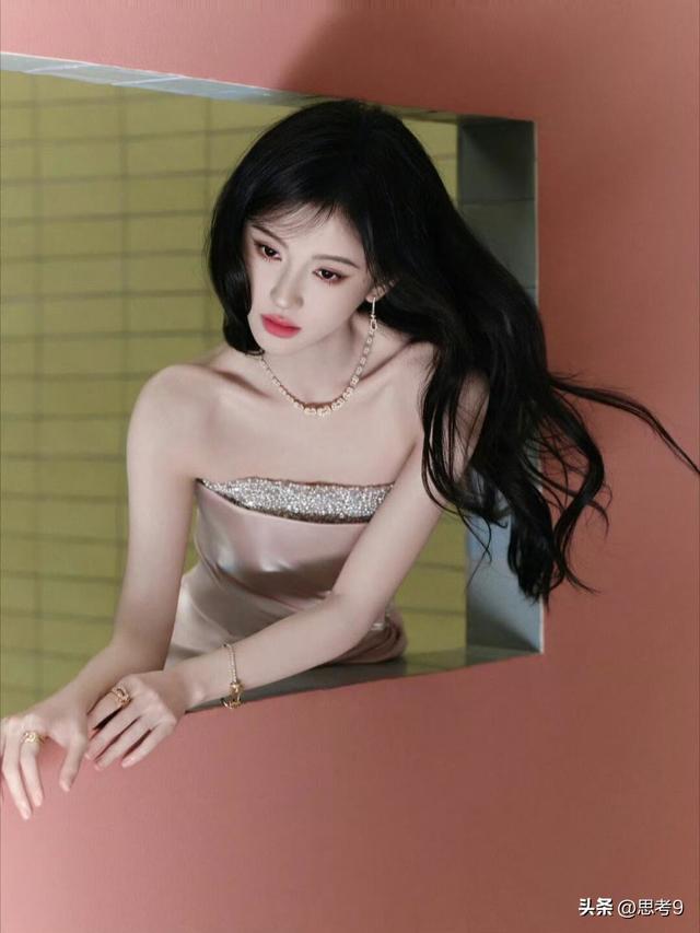 鞠婧祎，明星美女，性感写真