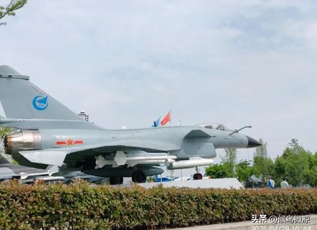 漫步成飞公园：领略航空魅力