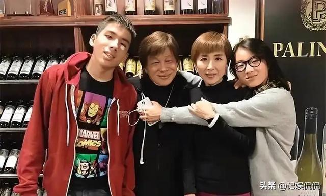 77岁梁小龙去世！生前一天还和好友聚餐	，社交账号今天还在更新