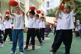 活力操舞、快乐成长，来看看普陀区这所幼儿园的健康教育图片