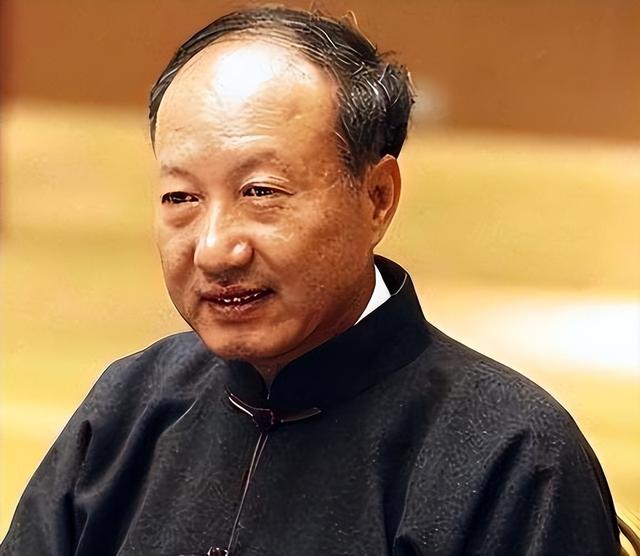 比恒大还惨！中国第二大民企轰然倒塌，负债7500亿，创始人被带走