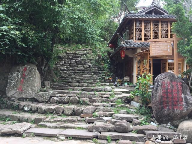 自驾营地：云南普洱市免费床车房车自驾露营地停车场主要景点美食