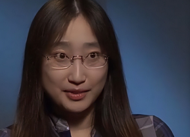 上海交大校花钱璐璐，39岁留美拿终身教职，却因婚姻四次惹争议