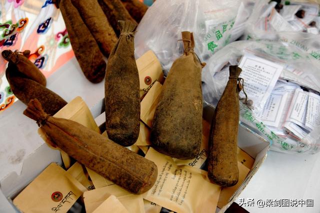 2025年青海同仁热贡文化唐蕃古道行兰州站农文旅商推介活动启幕。