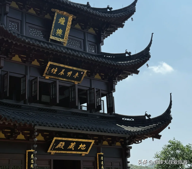 杭州低调名山后劲真大，拥有爬山，玩水，探古，还藏着遛娃优势！