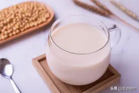 打豆浆，黄豆泡好不能直接打，再多做1步，豆浆又香又浓，无残渣图片