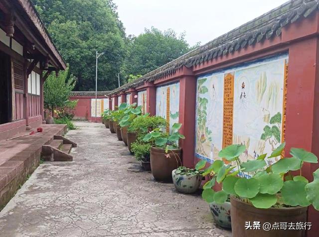 成都新都超级低调的明朝寺庙，袖珍精致，让人宁静安心，不要门票