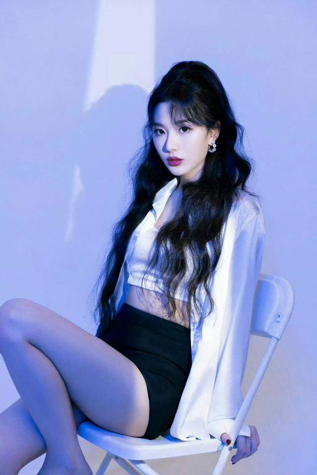 美图福利(17)，林允、杨幂、卢昱晓、宋雨琦、李一桐、孔雪儿