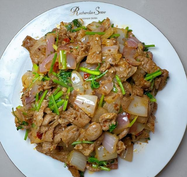 孜然羊肉的家常做法：鲜香诱人的西北风味！