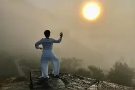 亲身感受练习八段锦后的变化，告诉你每天几点练、练习几次最好图片