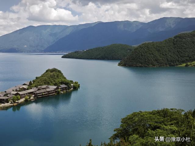 从世界恐龙谷到神秘的大理国，八天时间探秘云南奇境