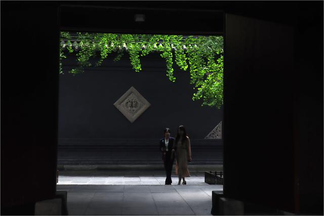 在成都小巧玲珑的锦里遇到个有小巧玲珑心思的小巧玲珑的姑娘