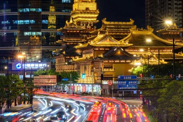 叮！你有一份上海秋日漫步地图待解锁→