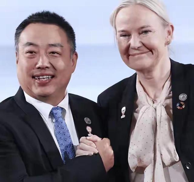 正式上任！刘国梁官宣新身份，这次他让樊振东和整个乒坛刮目相看