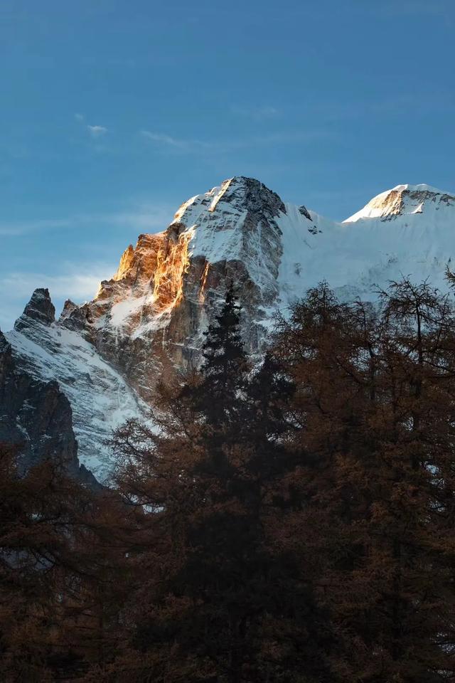 如果有时间，走一次川西顶级路线，1次深度体验胜过10次旅游！