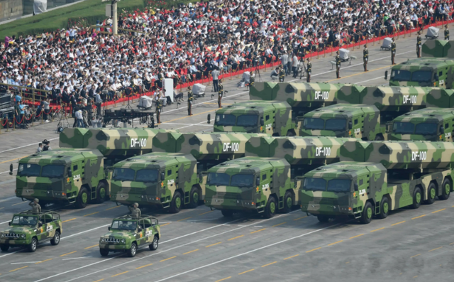 美国2025军力报告失声，硬气话术消失，中国装备戳中痛点