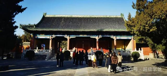 你呀，身在京中不知京